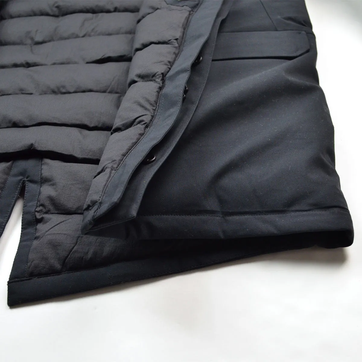 Norse Projects Rokkvi 2.0 Parka Jacket - Stylish Black Winter Coat for Men