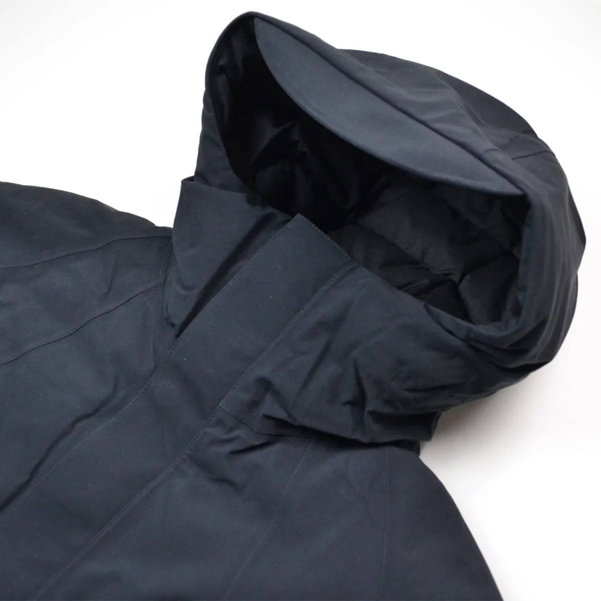 Norse Projects Rokkvi 2.0 Parka Jacket - Stylish Black Winter Coat for Men