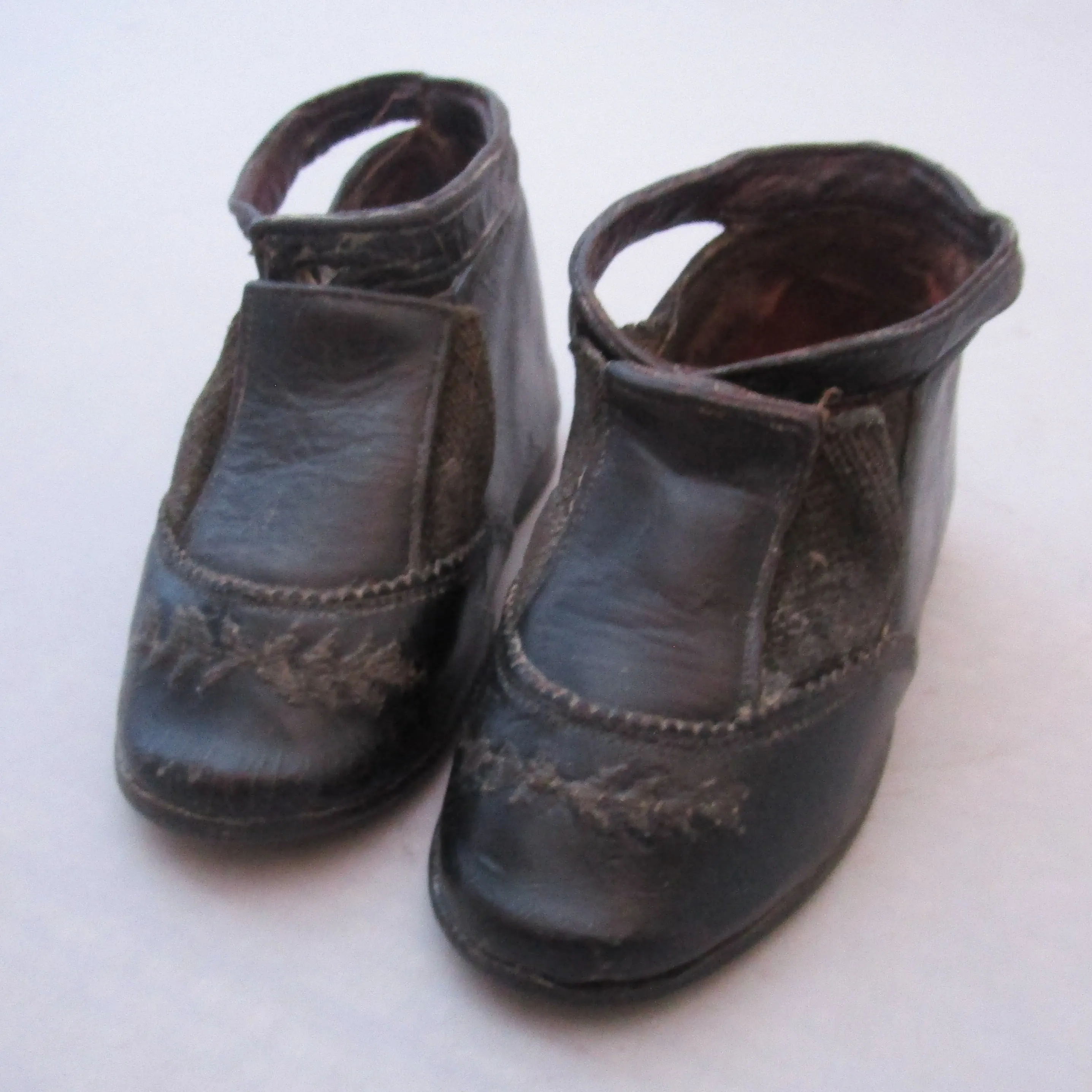 Pair Of Leather Childs Shoes Antique Victorian c1890