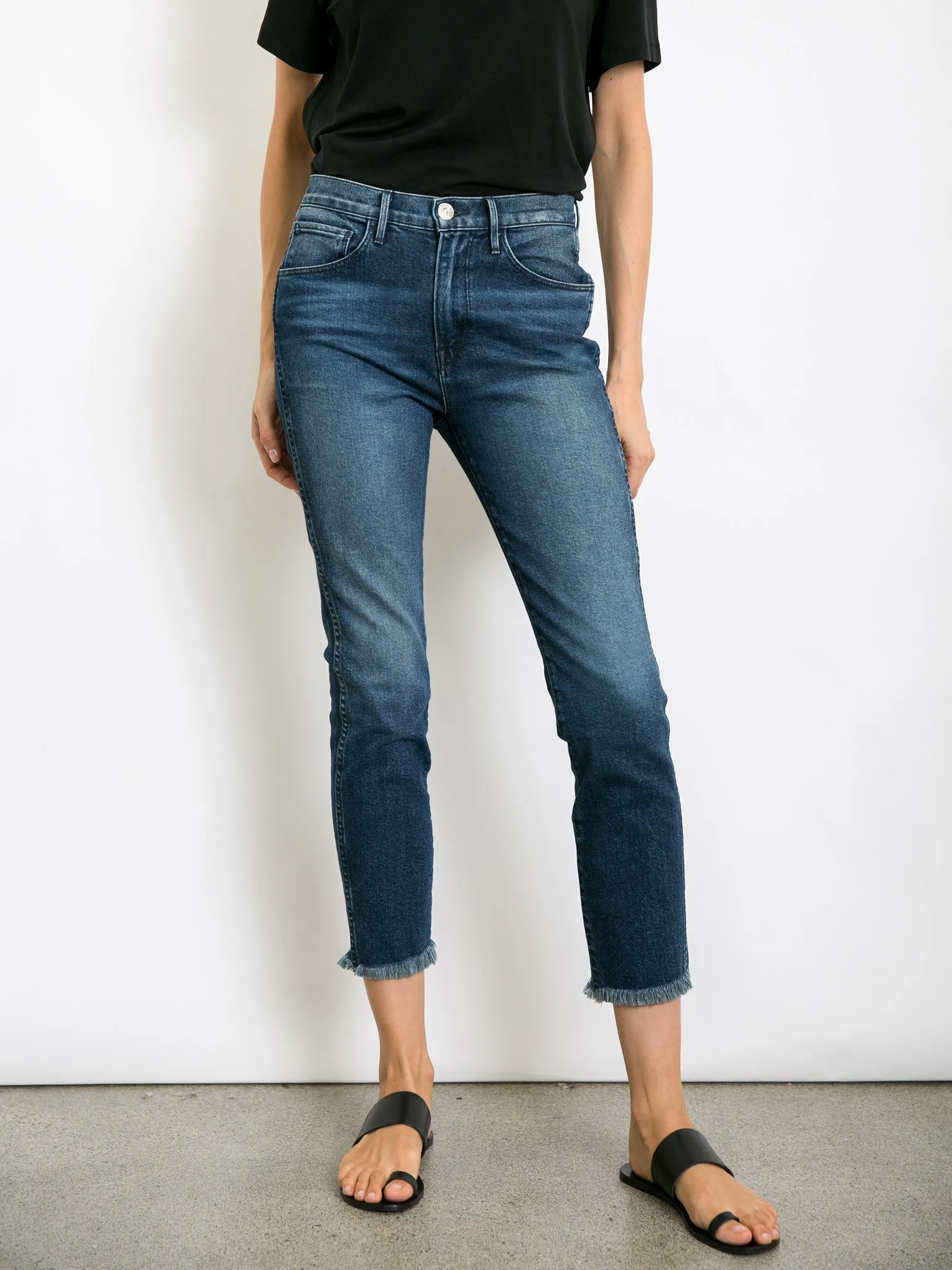 Straight Authentic Cropped Jeans - Buck