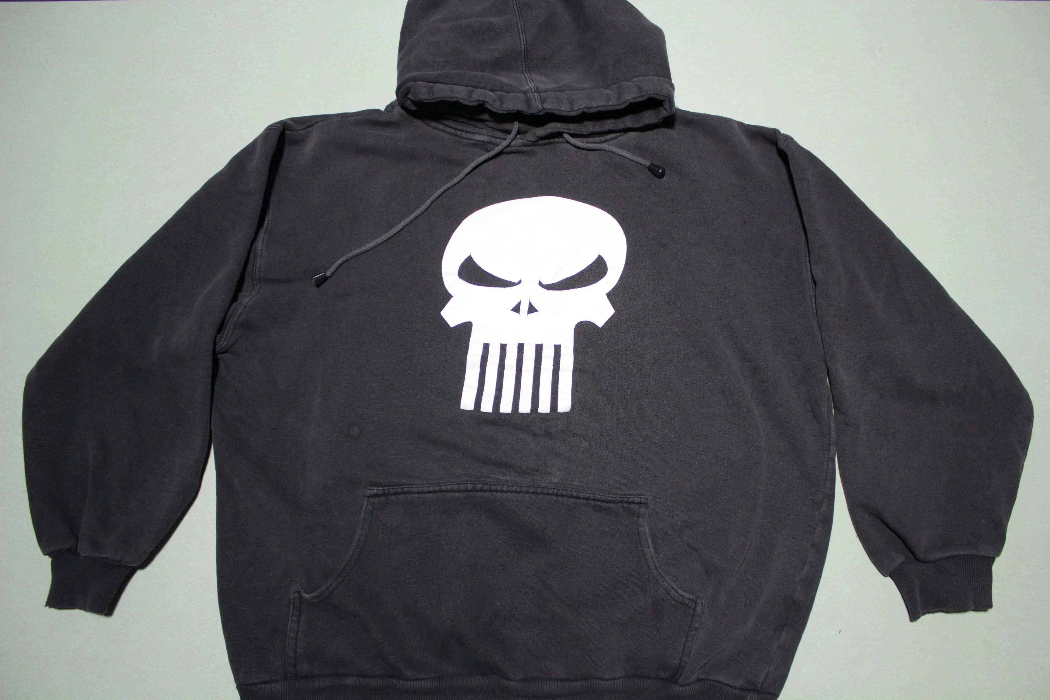 The Punisher Marvel Comics 2003 Center Skull Hoodie Sweatshirt